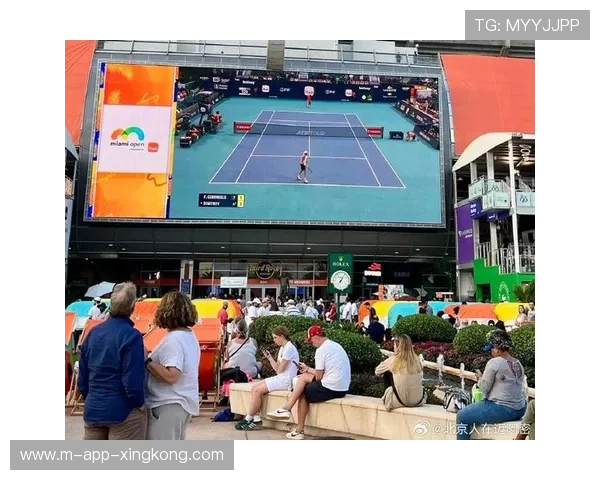 网球赛事夜场活动吸引更多年轻观众参与